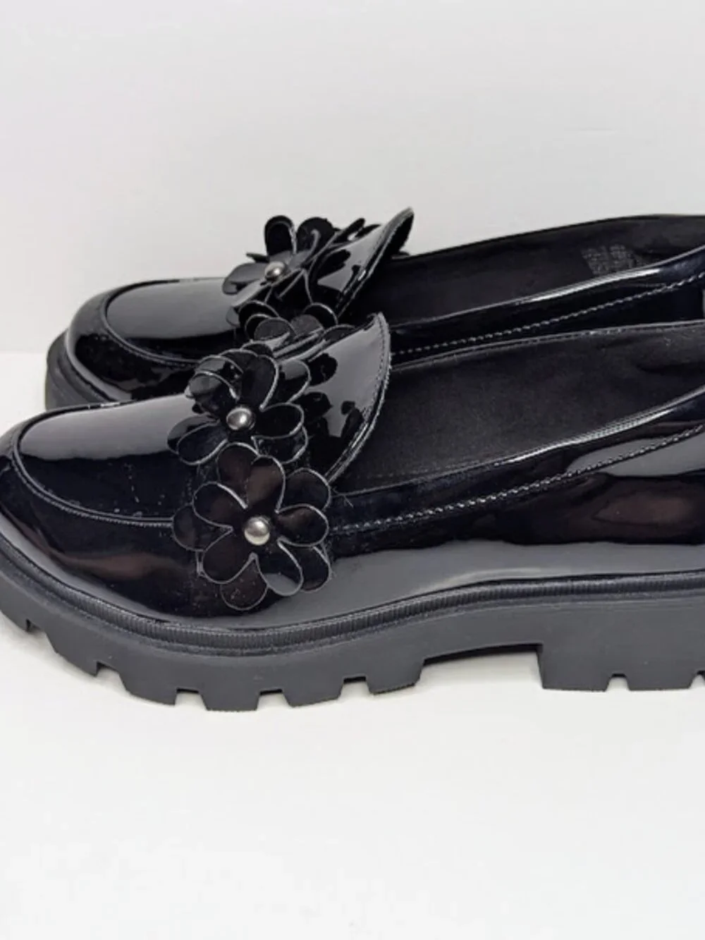 Sonoma Black Patent Floral Lug Sole Loafers Girls Size 3  Price